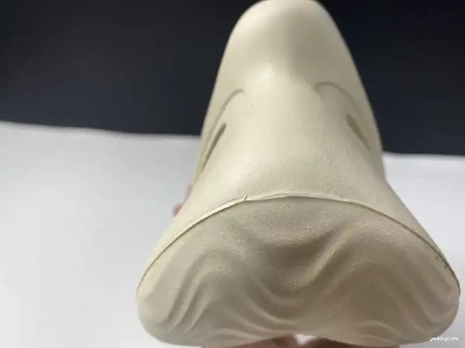Yeezy RNNR Adidas FY4567 Sand Foam 0620